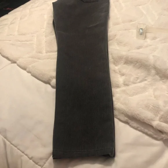 GCC Soft Surroundings Pull On White Band Skinny Leg Jeans - Picture 2 of 9